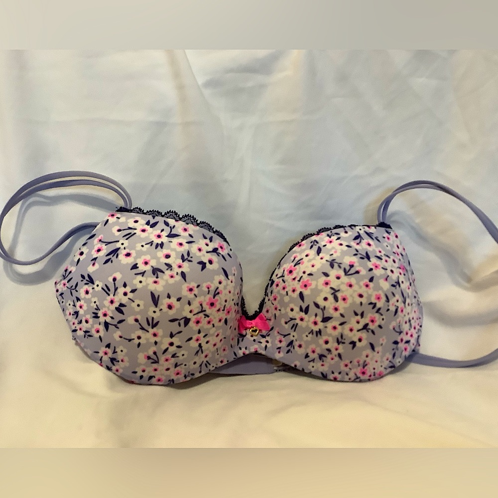 Victoria’s Secret bra